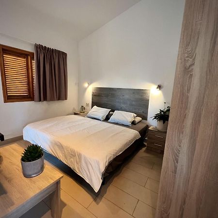 Buzzstays: 1-Bed Bungalow, Garden, Near Yumbo & Beach Maspalomas (Gran Canaria) Exterior foto