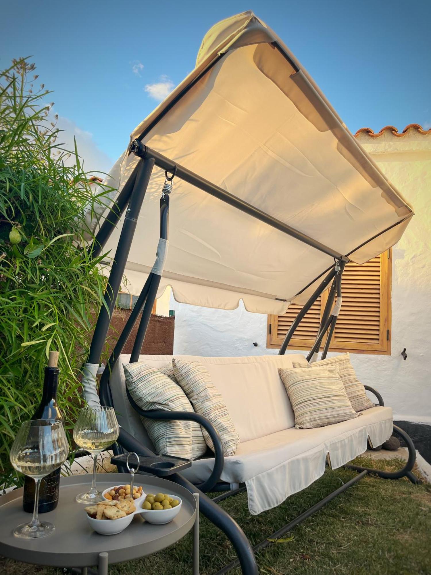 Buzzstays: 1-Bed Bungalow, Garden, Near Yumbo & Beach Maspalomas (Gran Canaria) Exterior foto