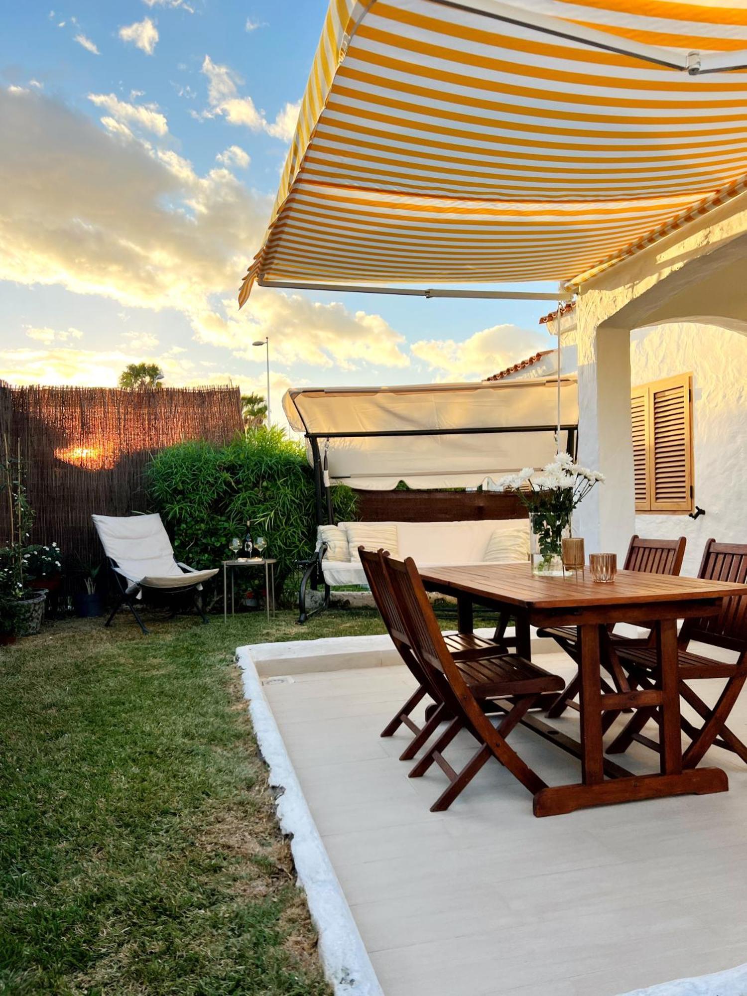 Buzzstays: 1-Bed Bungalow, Garden, Near Yumbo & Beach Maspalomas (Gran Canaria) Exterior foto